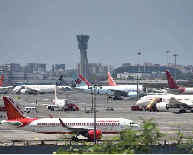 AIRPORT ON TIME PERFORMANCE IN INDIA